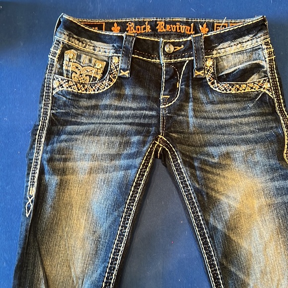 Rock Revival Skinny Jeans - Picture 7 of 8